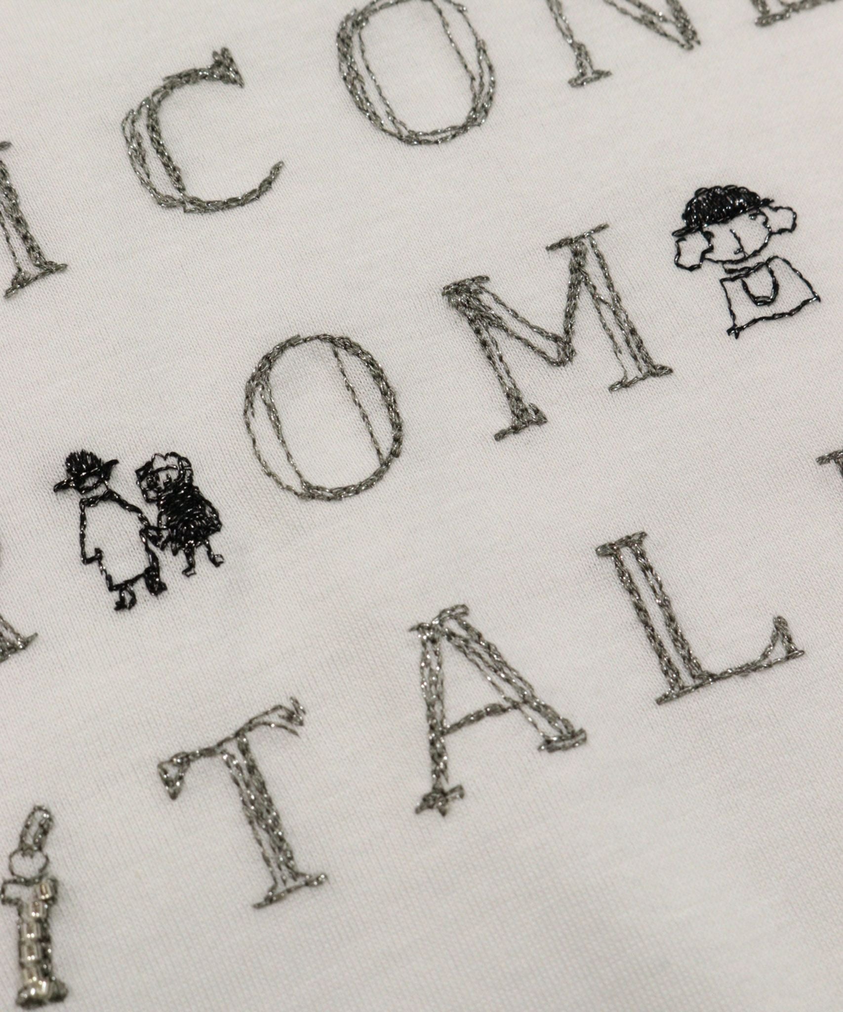 イラストアップ（ホワイト×グレー）