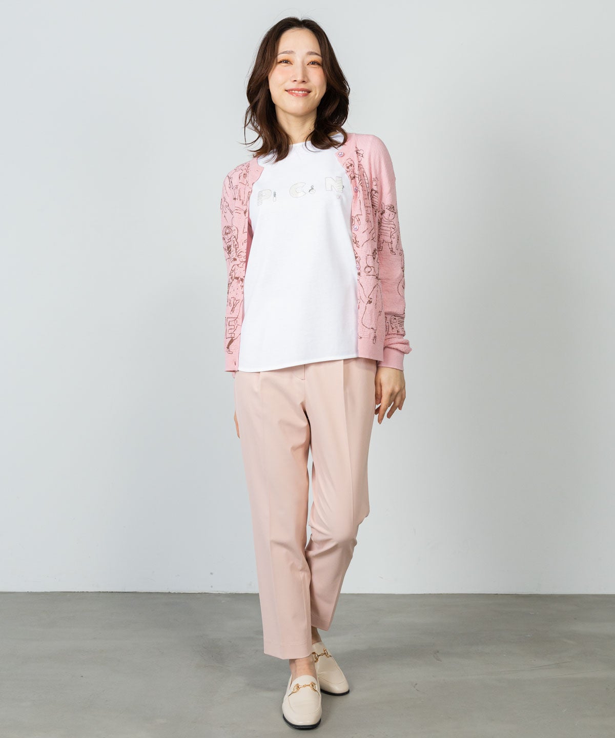 モデル着用画像(ホワイト)