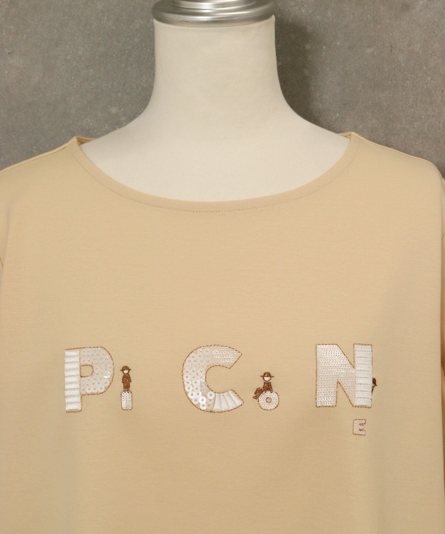 首元（ライトオレンジ）