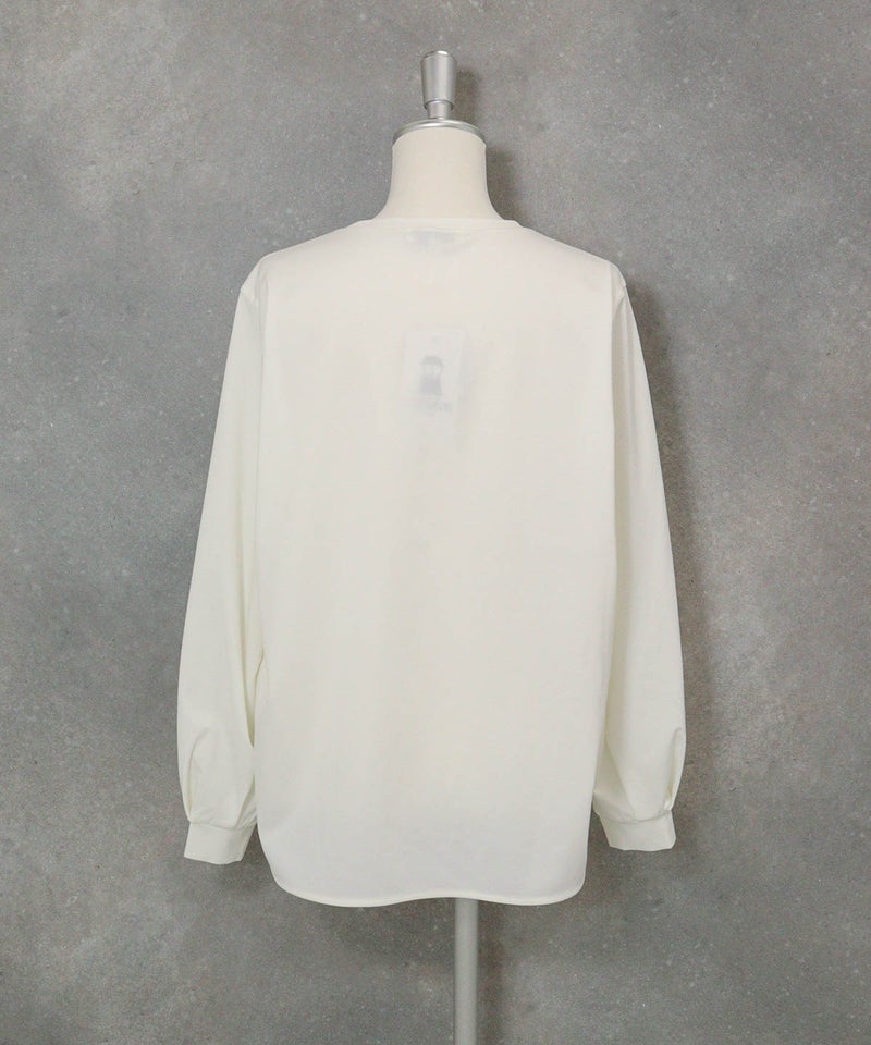 UV冷感ジャージープルオーバー(ホワイト)後ろ