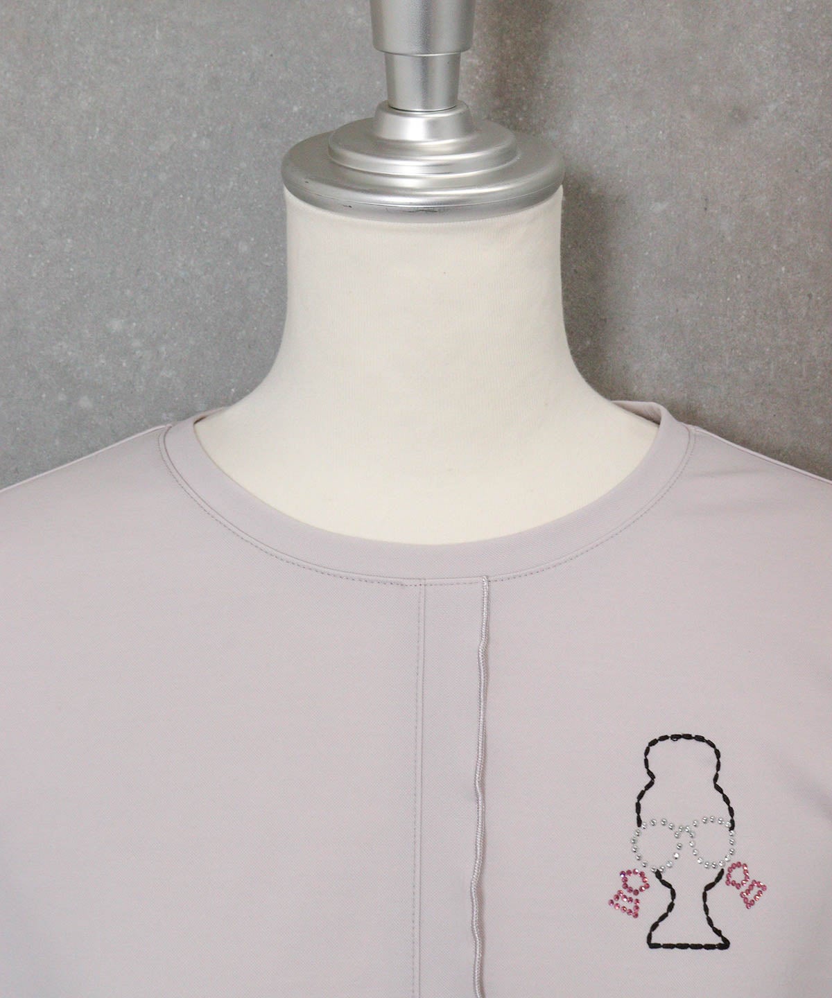 首元(ライトグレー)