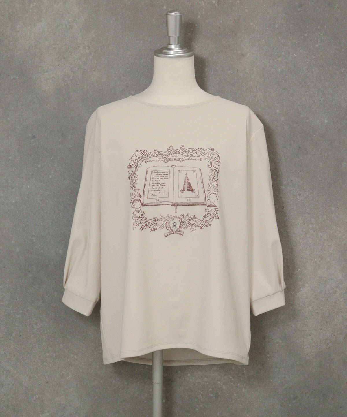  BOOKイラストUV冷感プルオーバー(ベージュ)前