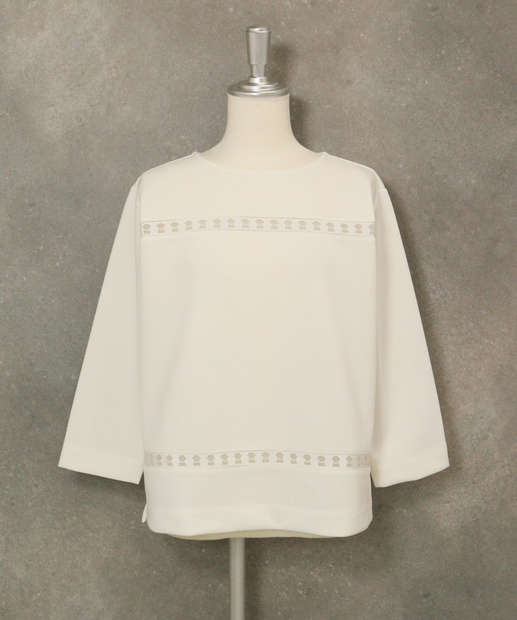 七分袖ダンボールプルオーバー（ホワイト）