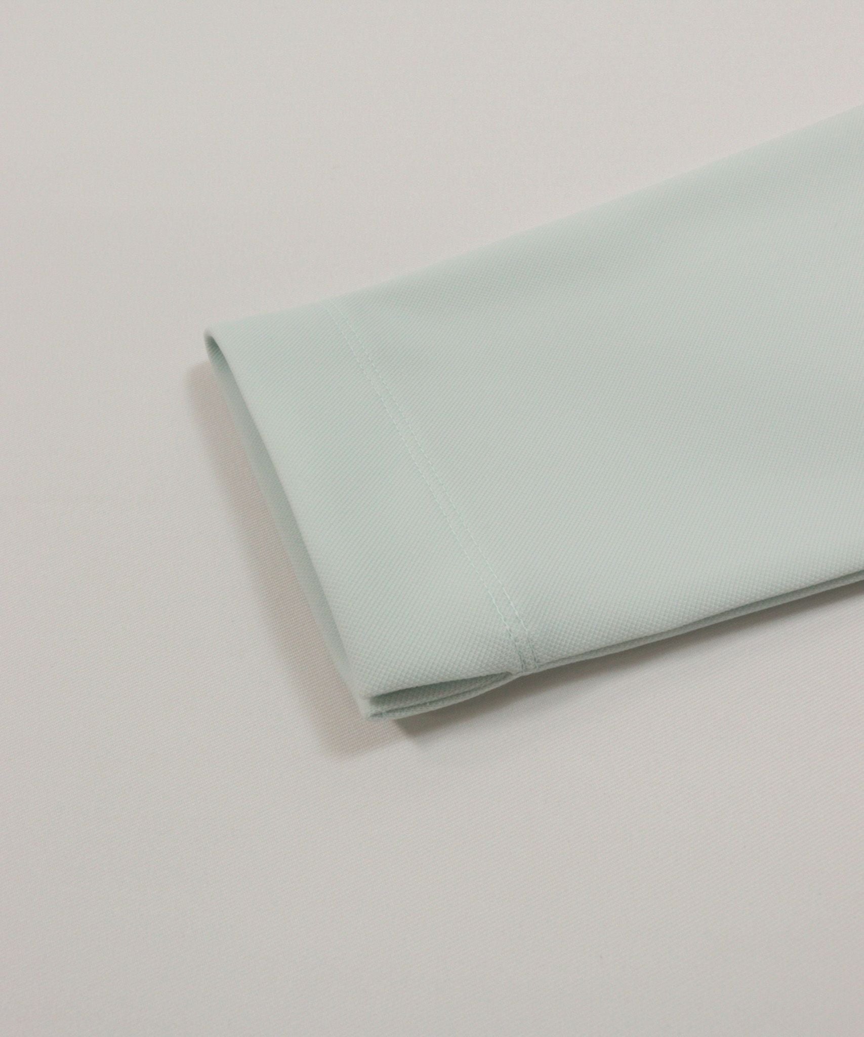 袖口（ライトブルー）