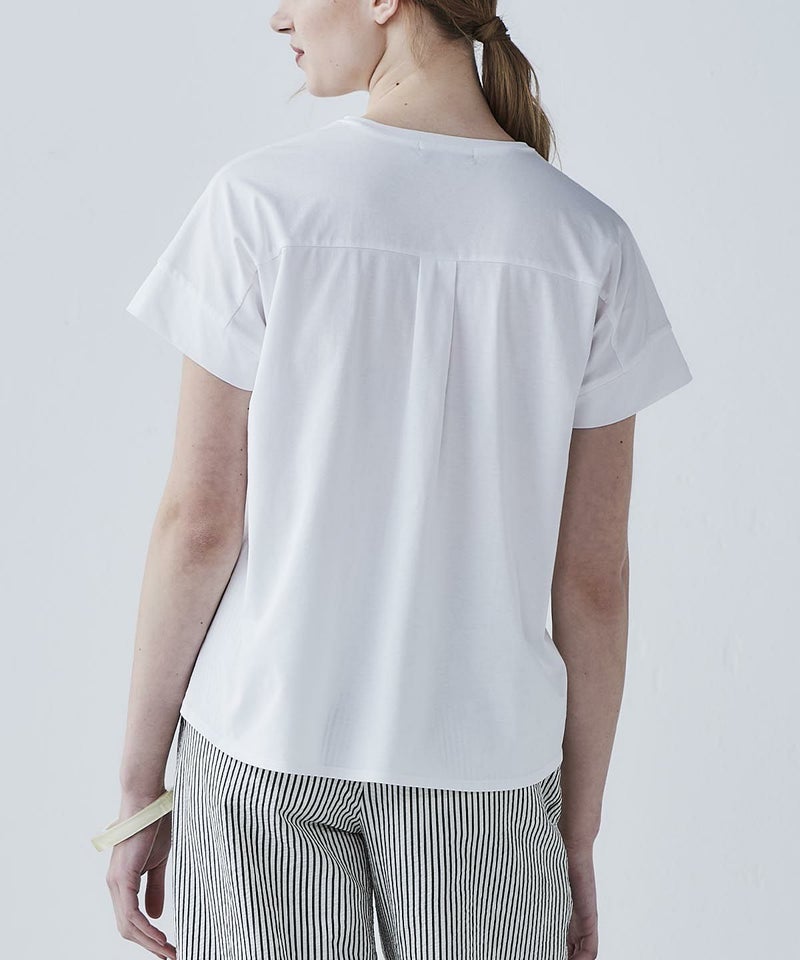 モデル着用画像(ホワイト)