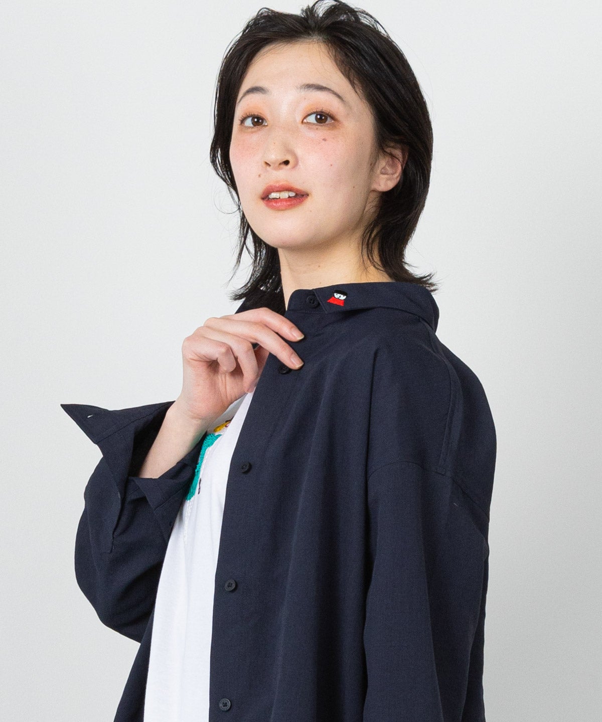 モデル着用画像（ネイビー）