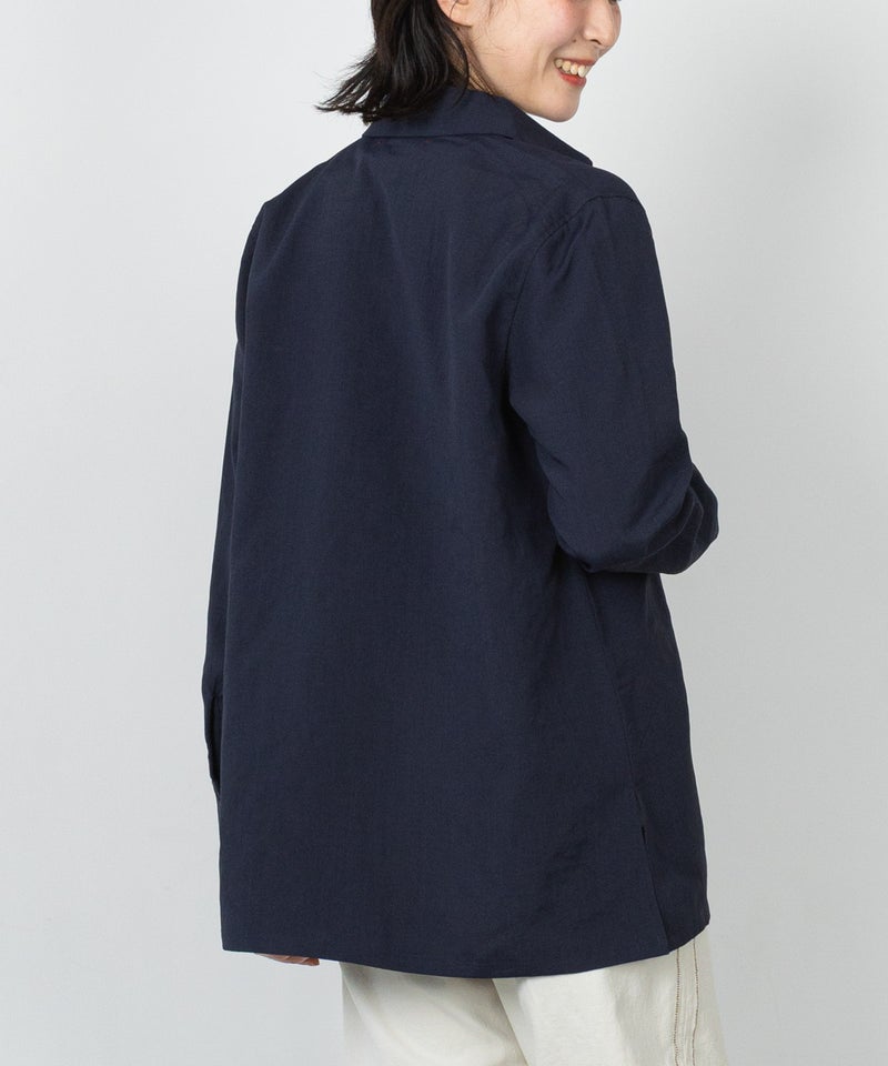 モデル着用画像（ネイビー）