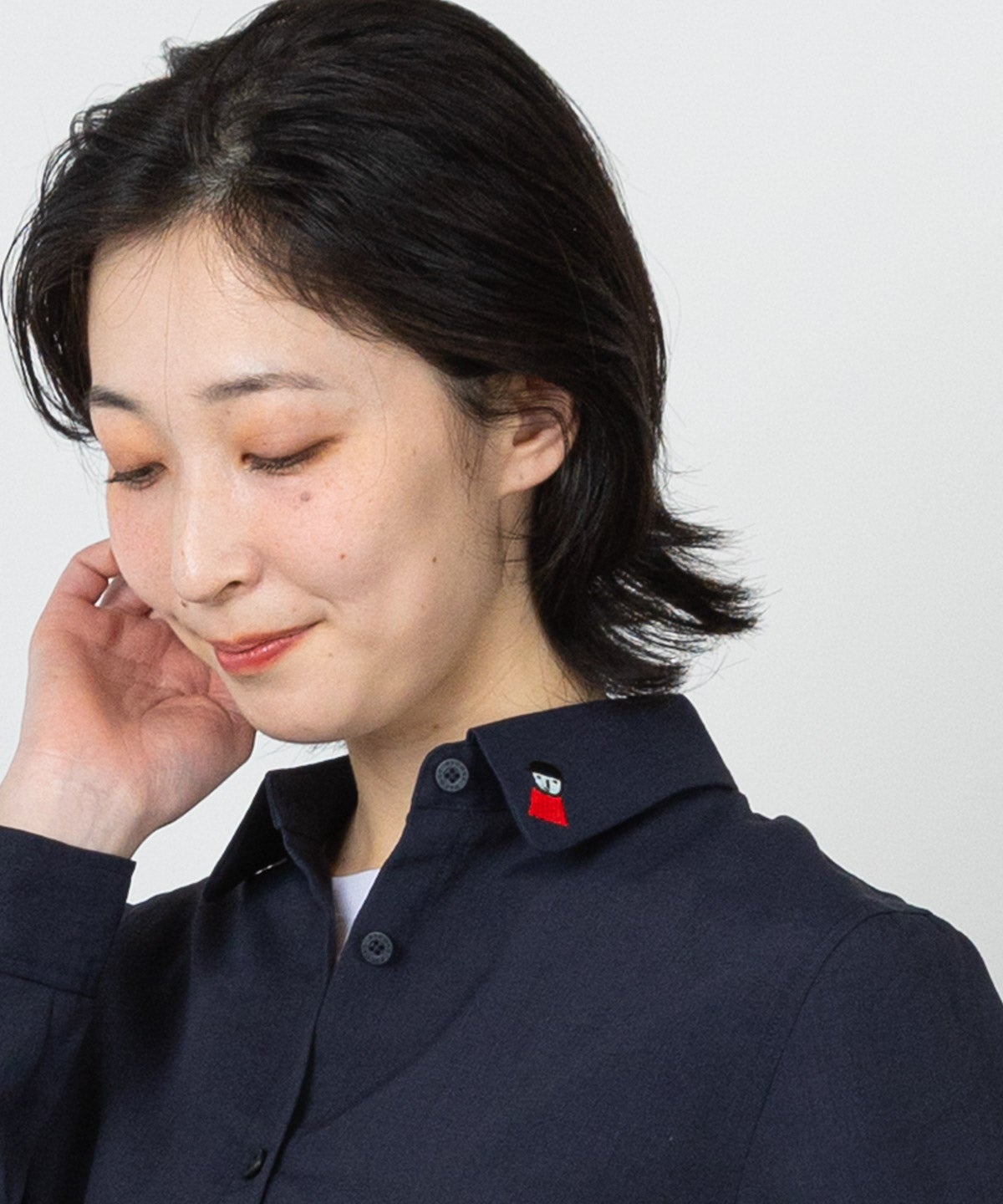 モデル着用画像（ネイビー）