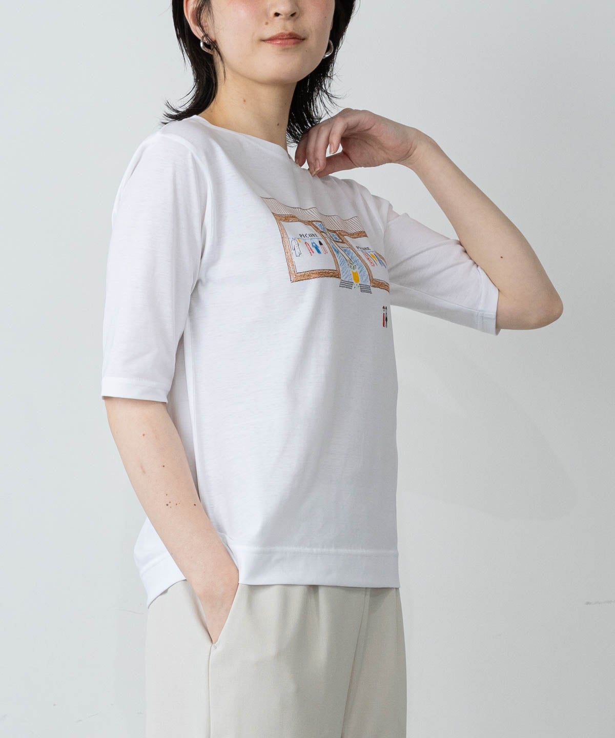 モデル着用画像(ホワイト)