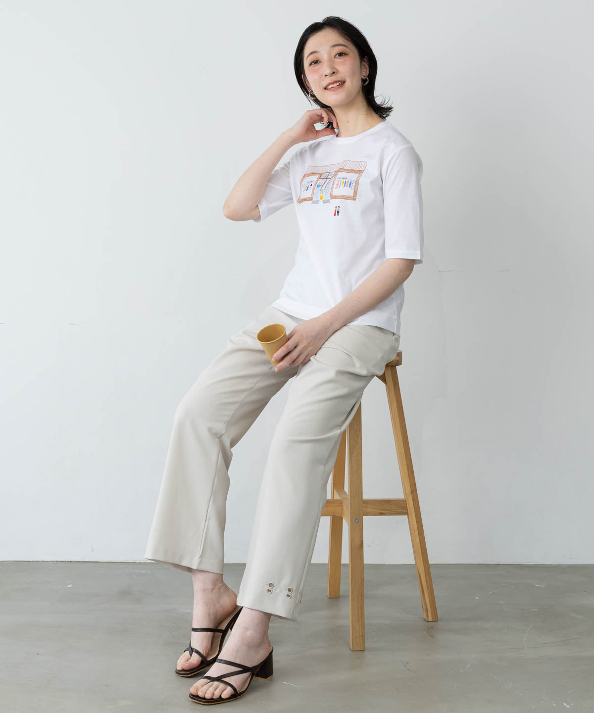 モデル着用画像(ホワイト)
