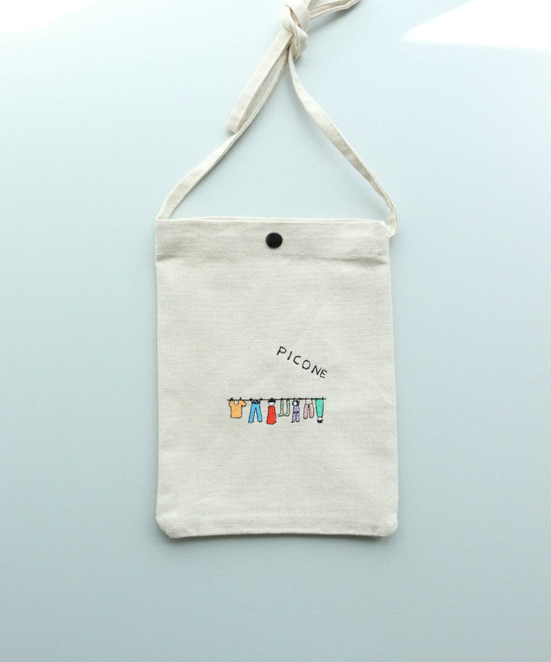 刺繍ミニサコッシュ（ランドリー）前