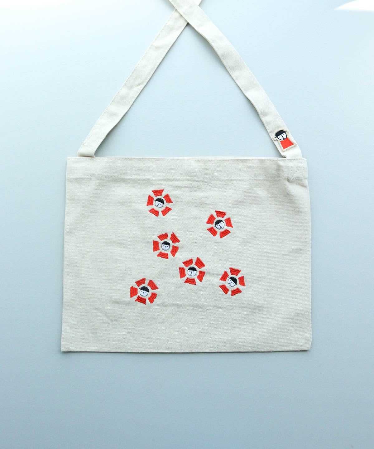 刺繍サコッシュ（フラワー/レッド）