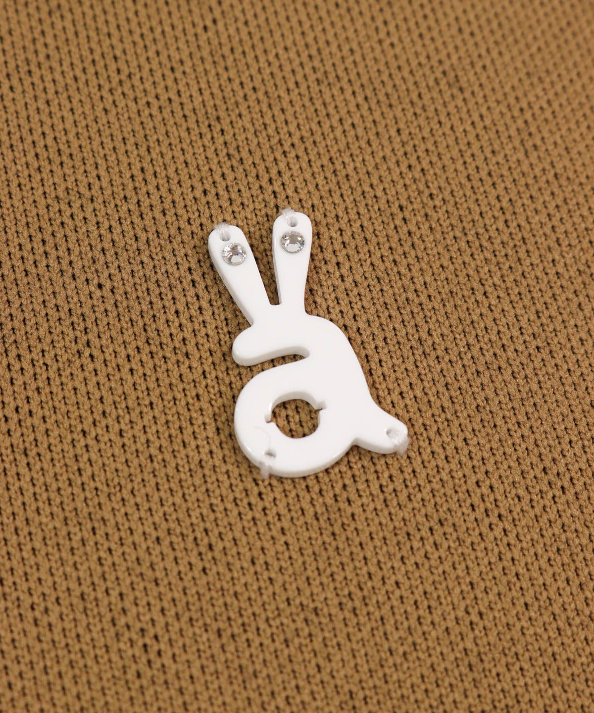 モチーフ部分（キャメル）