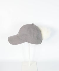 ボンボン付き2WAYキャップ（グレー）左横
