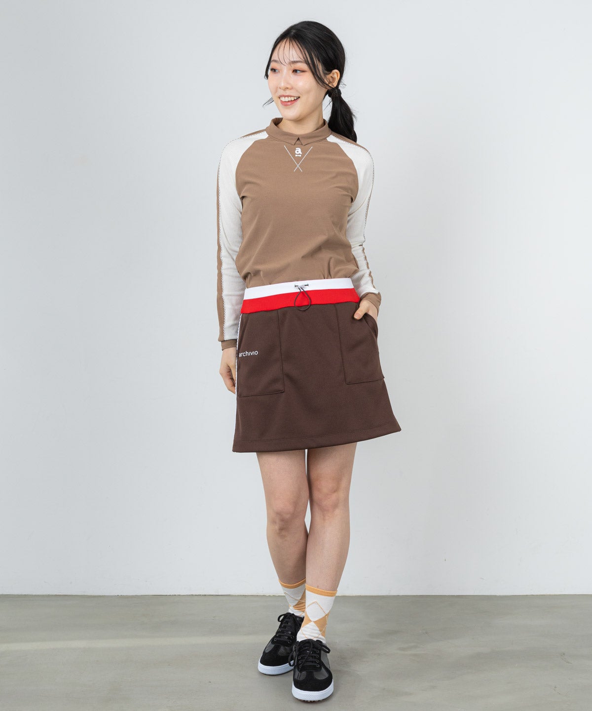 モデル着用画像（ブラウン）
