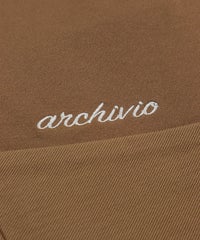 ロゴアップ（ブラウン）