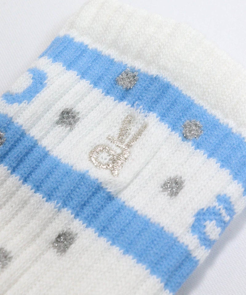 ロゴ刺繍部分（ホワイト×ブルー）