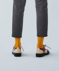 モデル着用画像（イエロー）