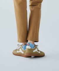 モデル着用画像（ライトブルー）