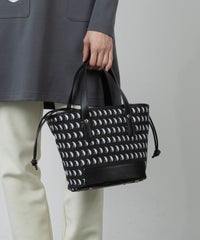 モデル着用画像(ブラック)
