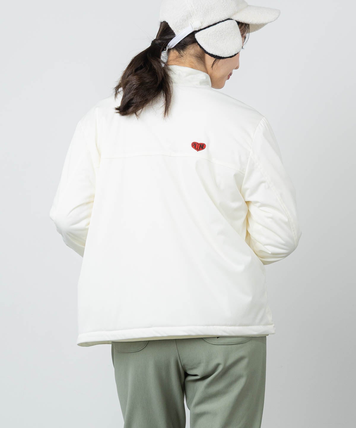 モデル着用画像(ホワイト)
