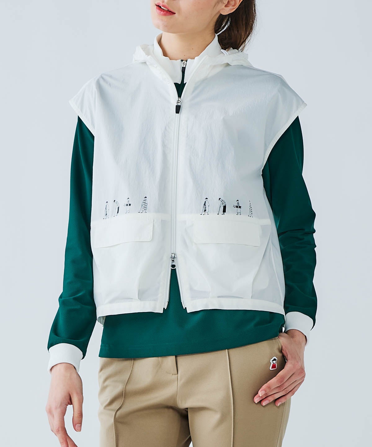 モデル着用画像（ホワイト）