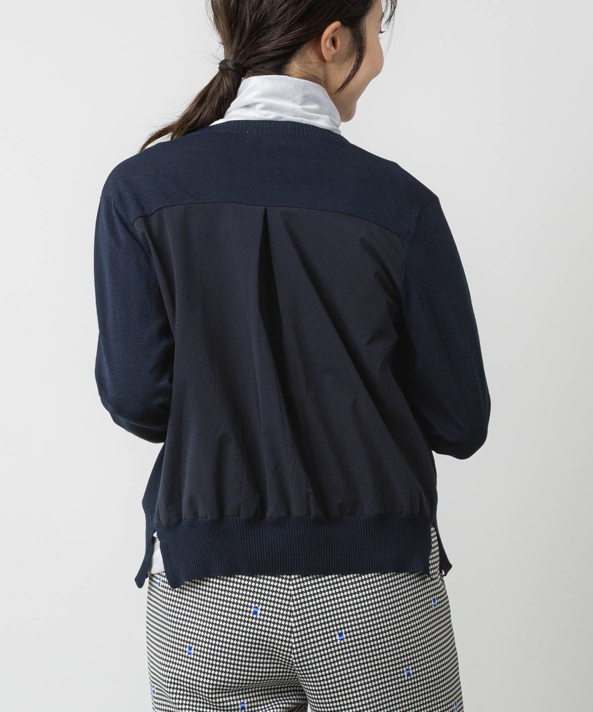 モデル着用画像(ネイビー)