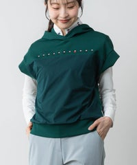 モデル着用画像（グリーン）