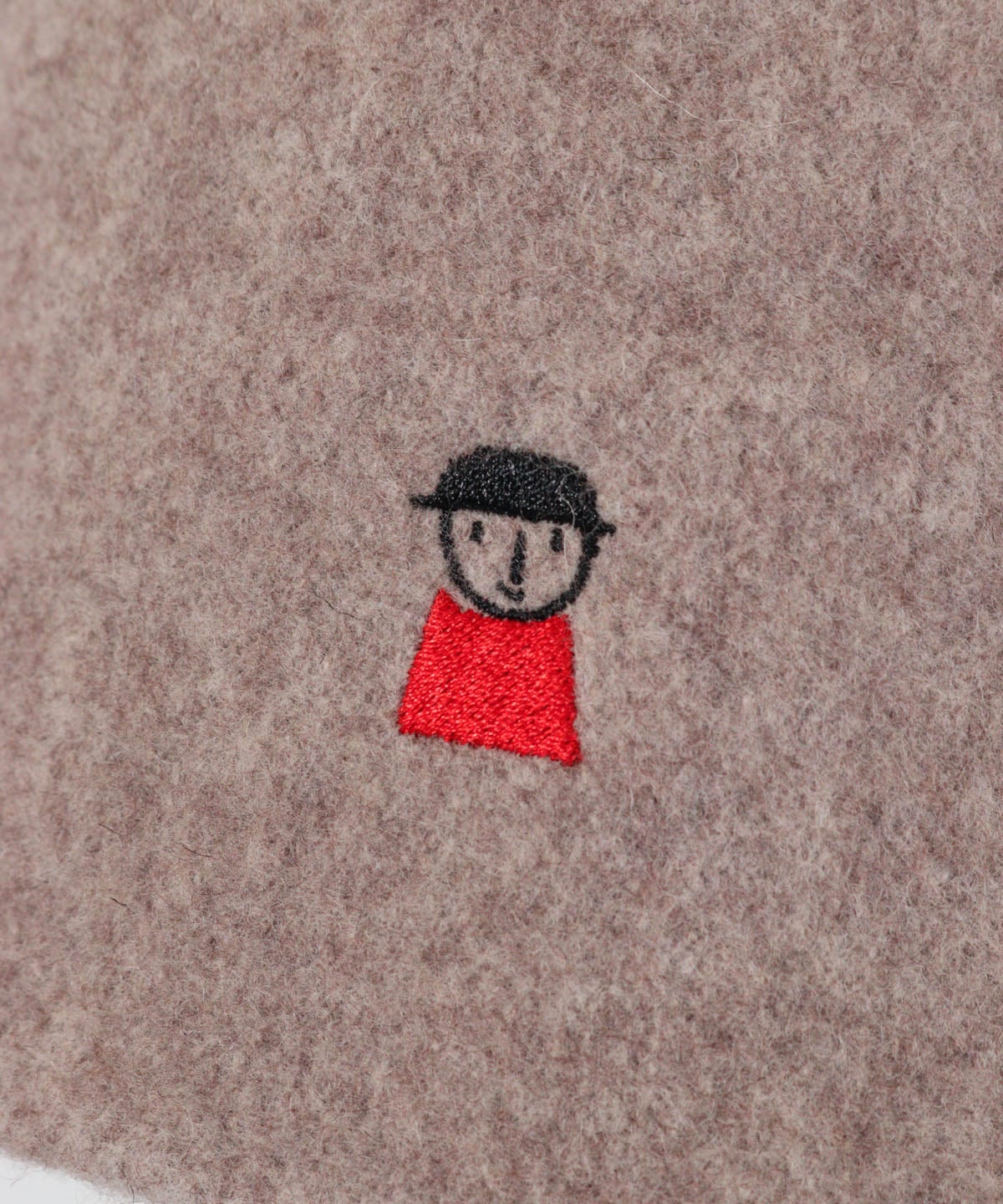 刺繍部分（ベージュ）