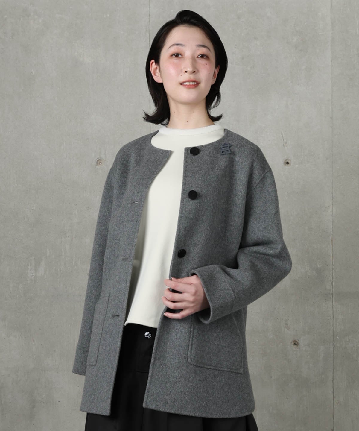 モデル着用画像（グレー)