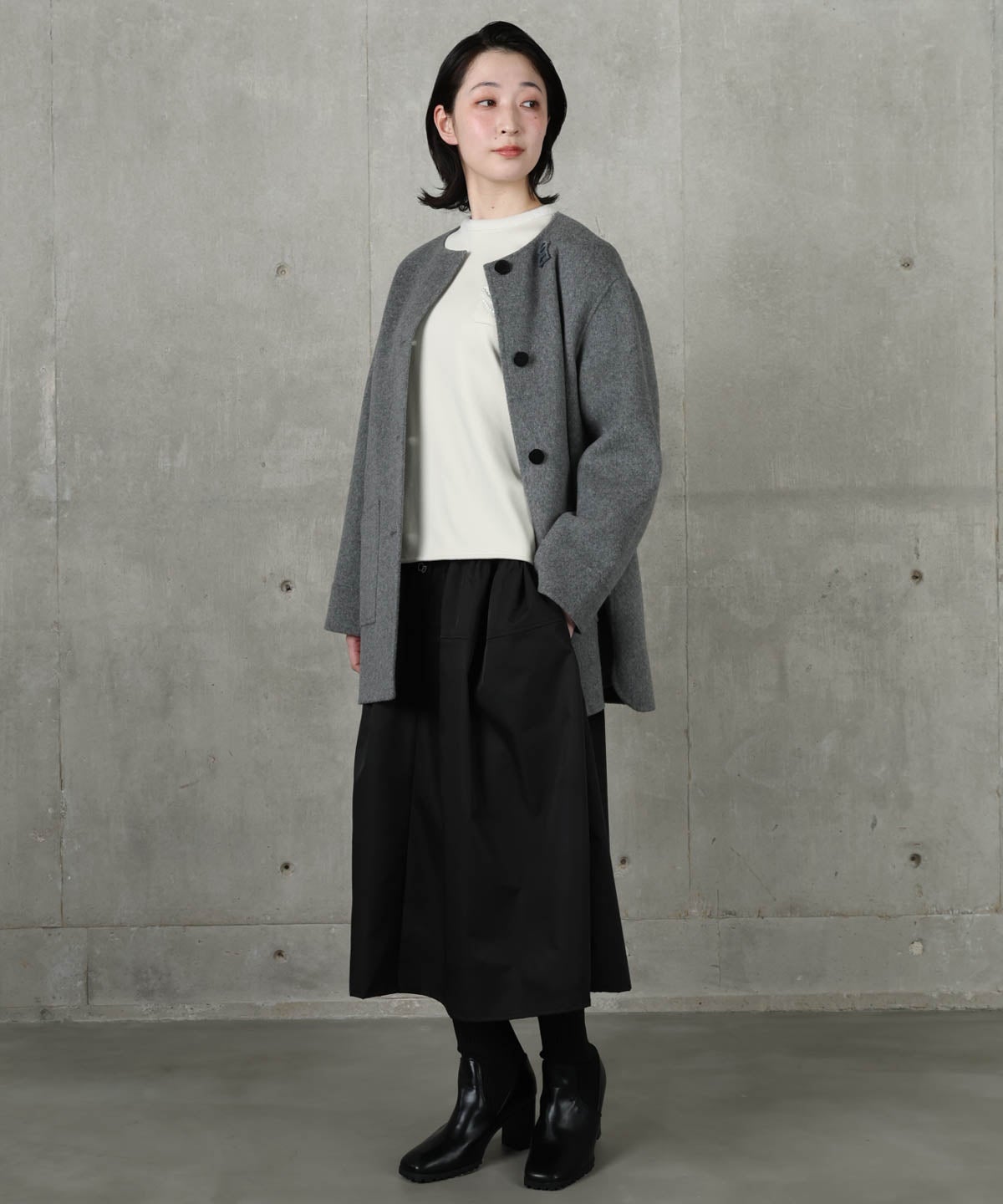 モデル着用画像（グレー)