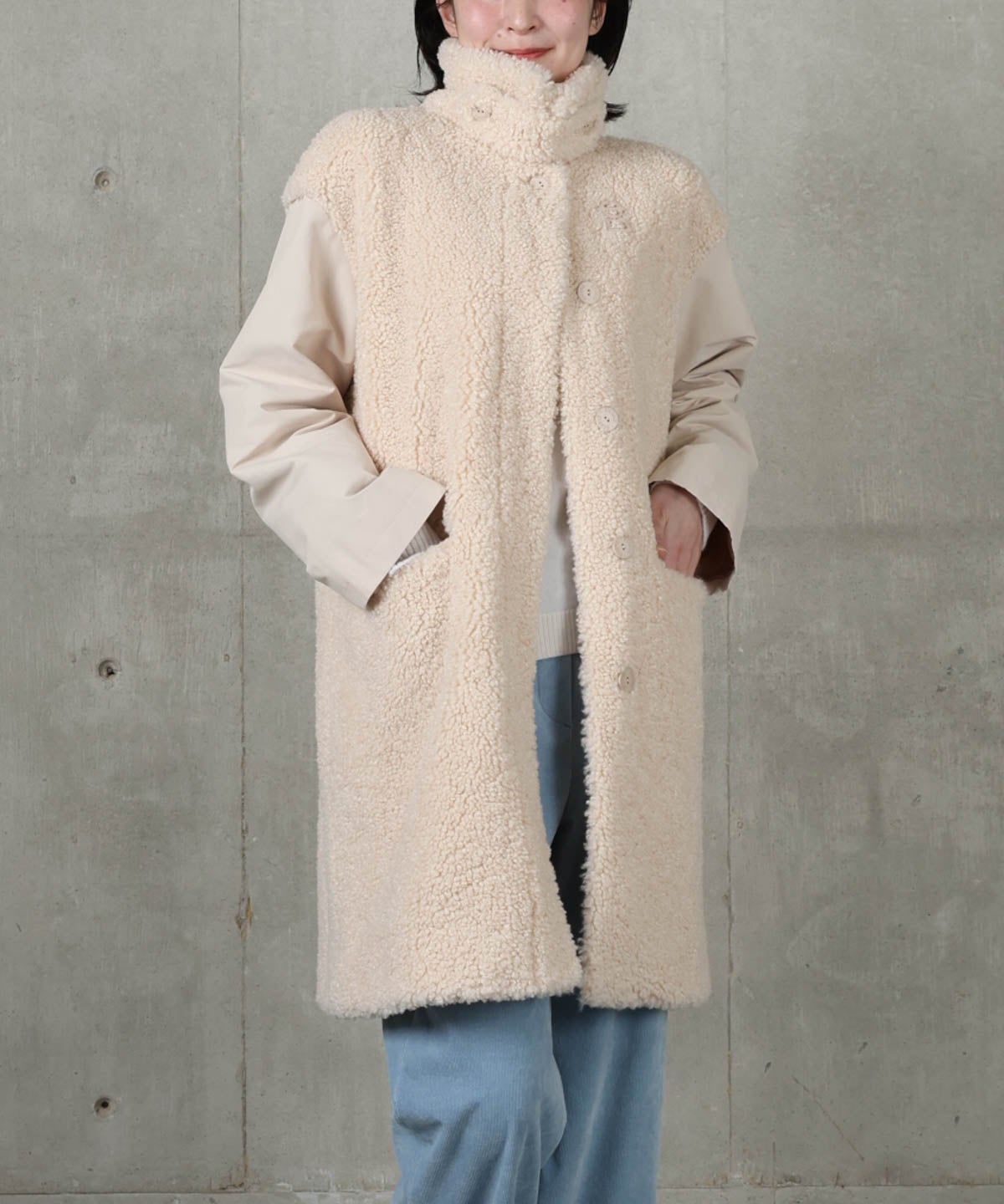 モデル着用画像(ベージュ)