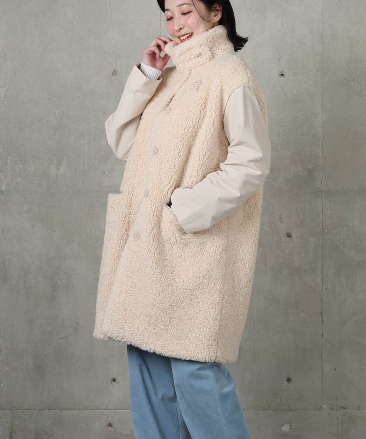 モデル着用画像(ベージュ)