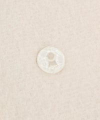 ボタン部分（ベージュ）