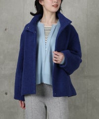 モデル着用画像（ブルー）