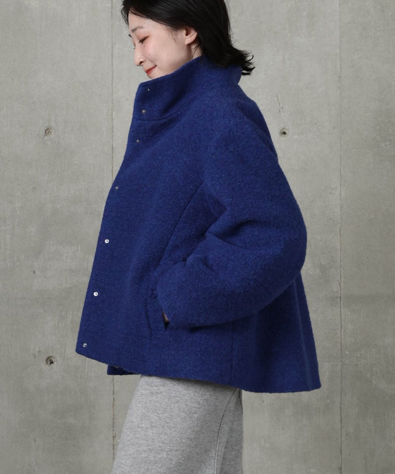 モデル着用画像（ブルー）