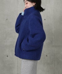 モデル着用画像（ブルー）