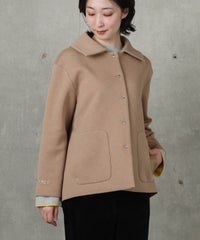 モデル着用画像（ベージュ）