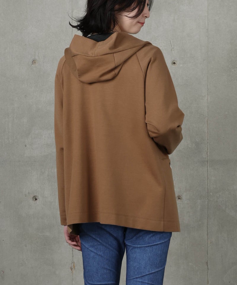 モデル着用画像(キャメル)