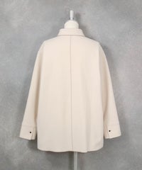 保温シャツカラージャケット（ベージュ）バック