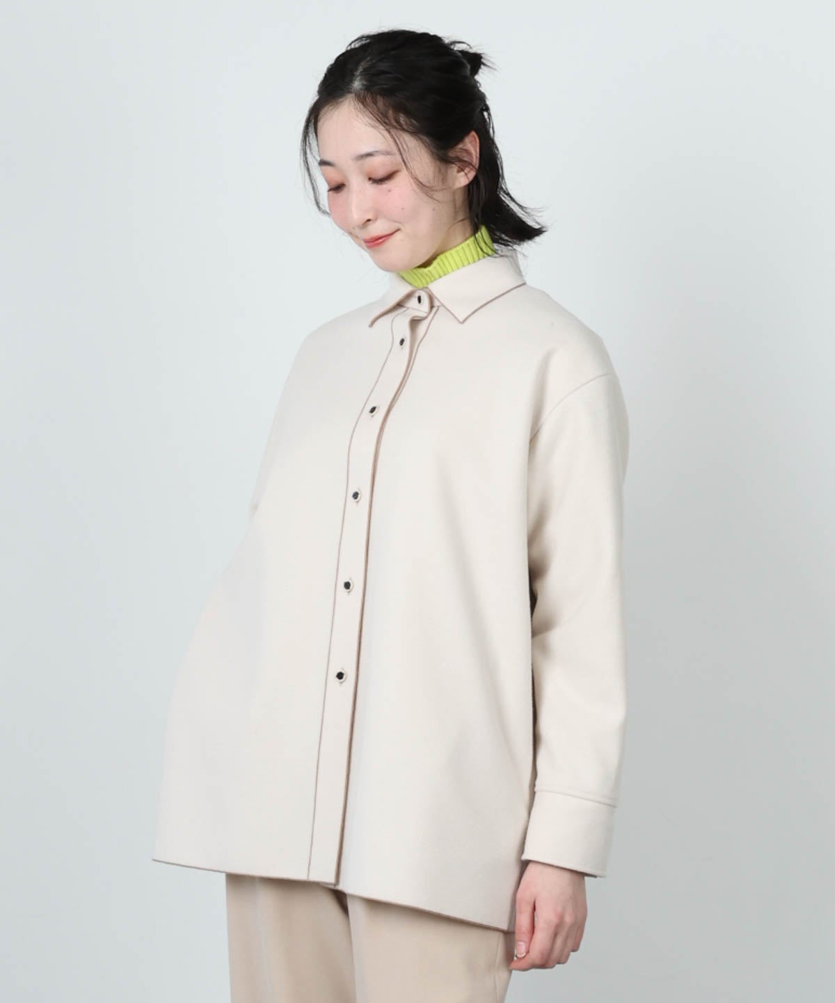 モデル着用画像(ベージュ)