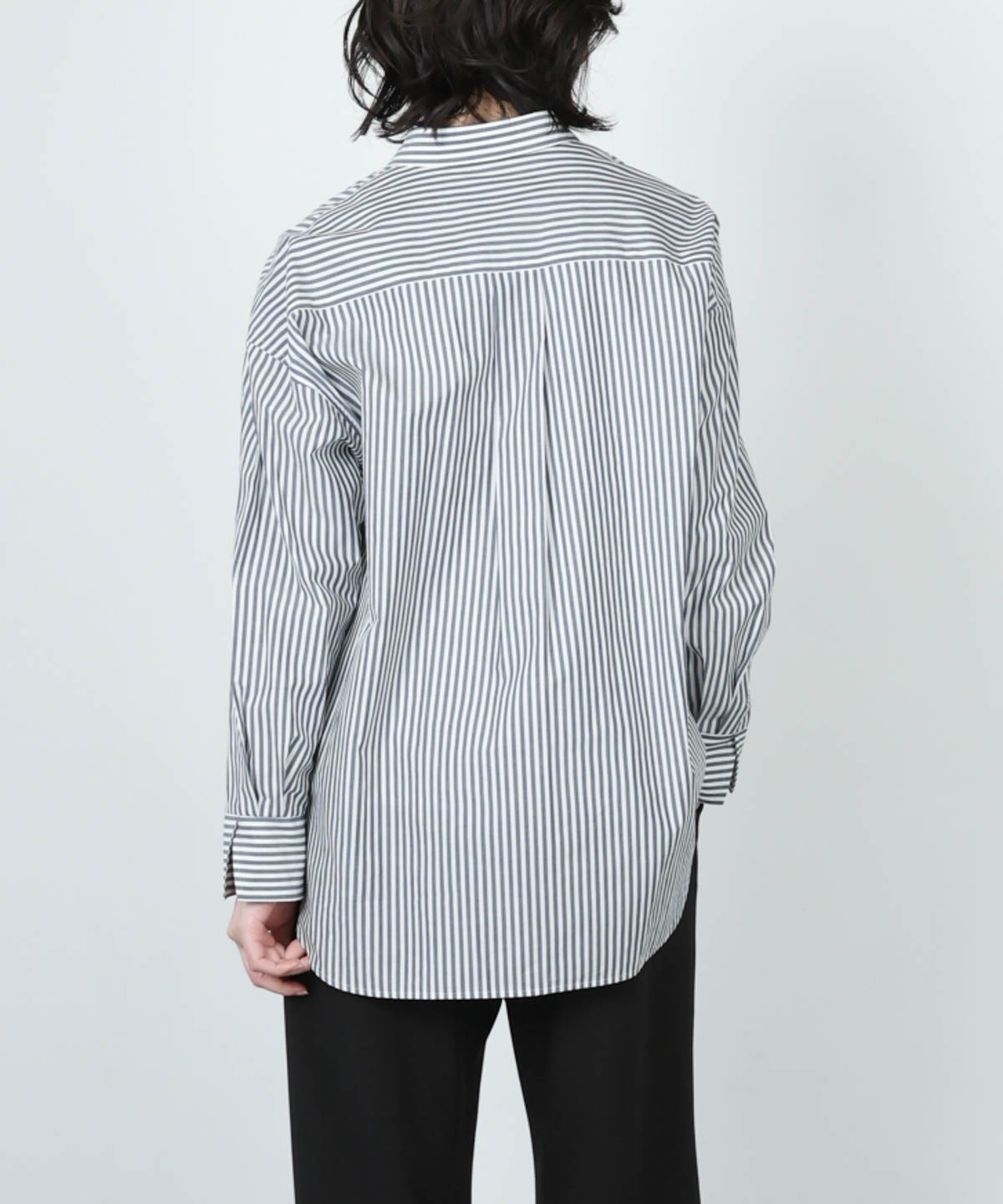 モデル着用画像(ネイビー)