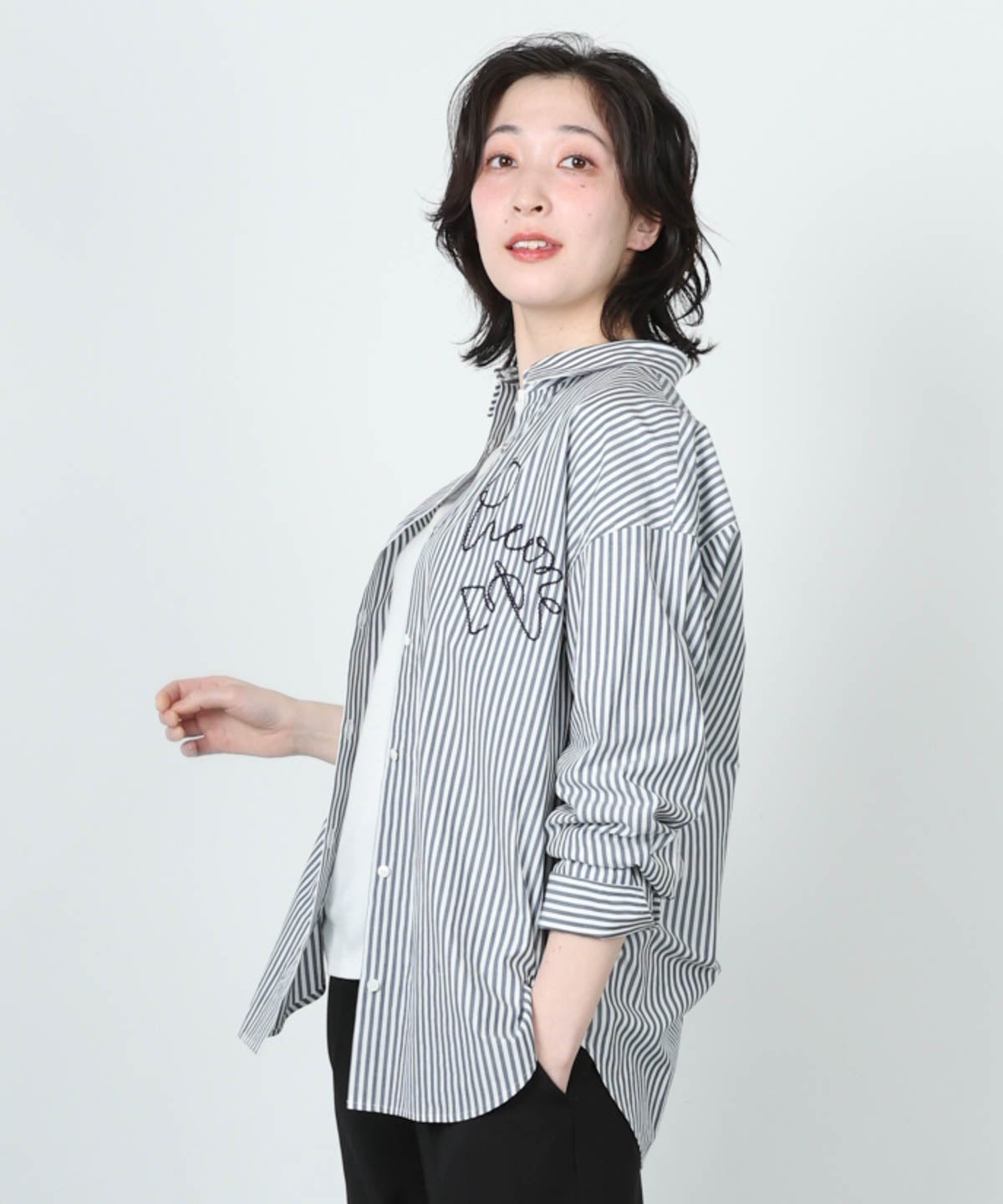 モデル着用画像(ネイビー)