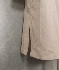 裾（ベージュ）