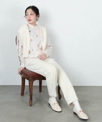 モデル着用画像（ホワイト)