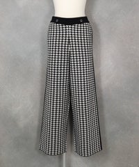千鳥ニットワイドパンツ（ブラック）前