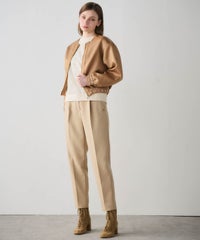 モデル着用画像（ベージュ）