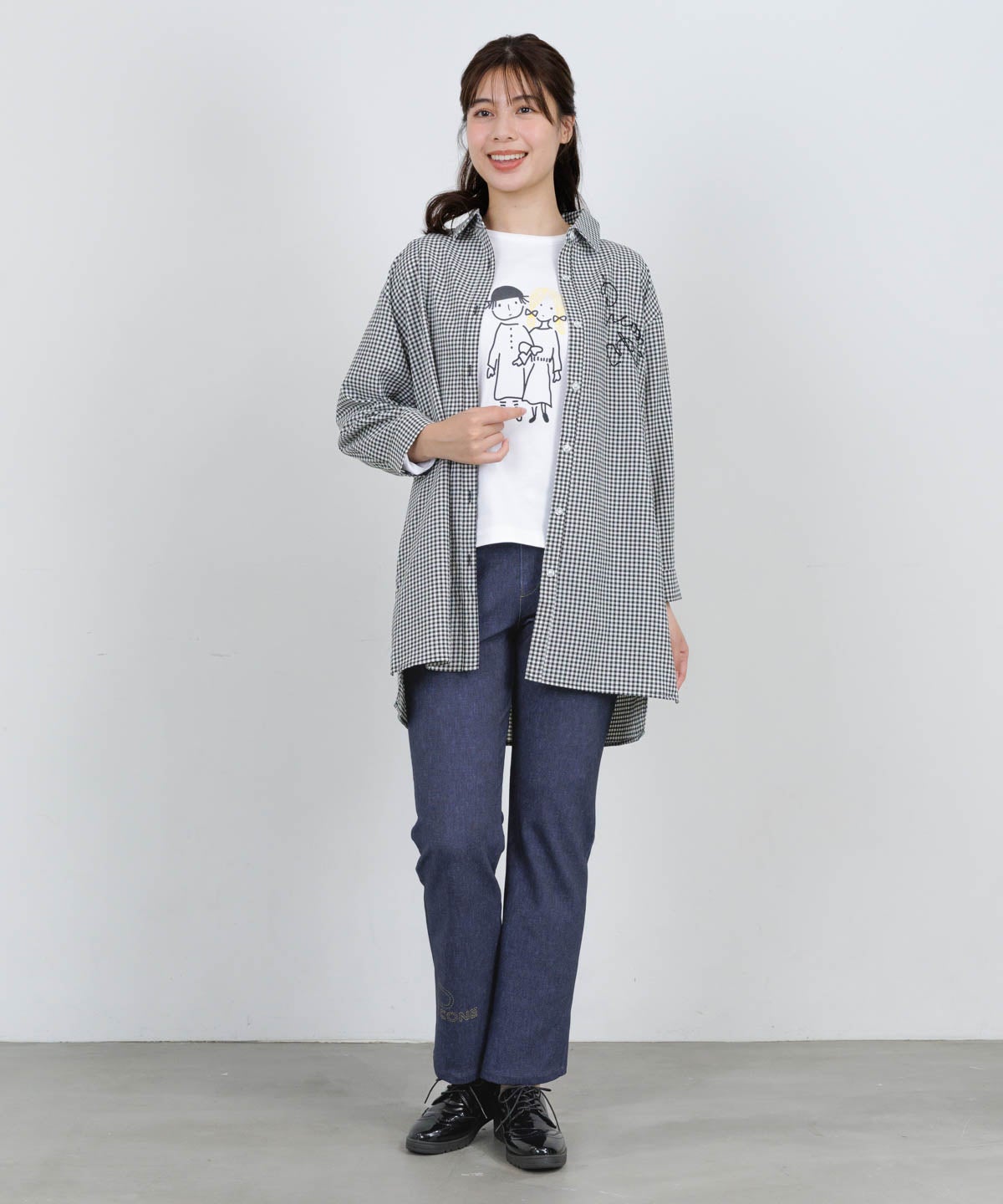 モデル着用画像(ネイビー)