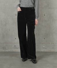モデル着用画像(ブラック)