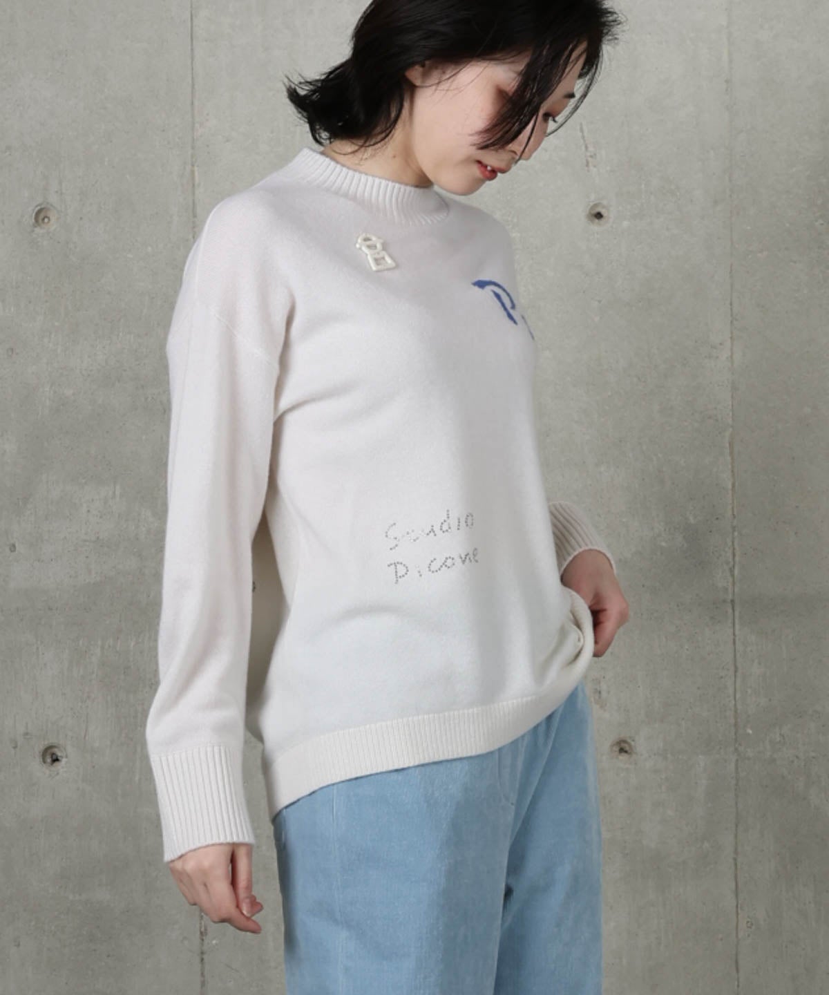 モデル着用画像(ホワイト)